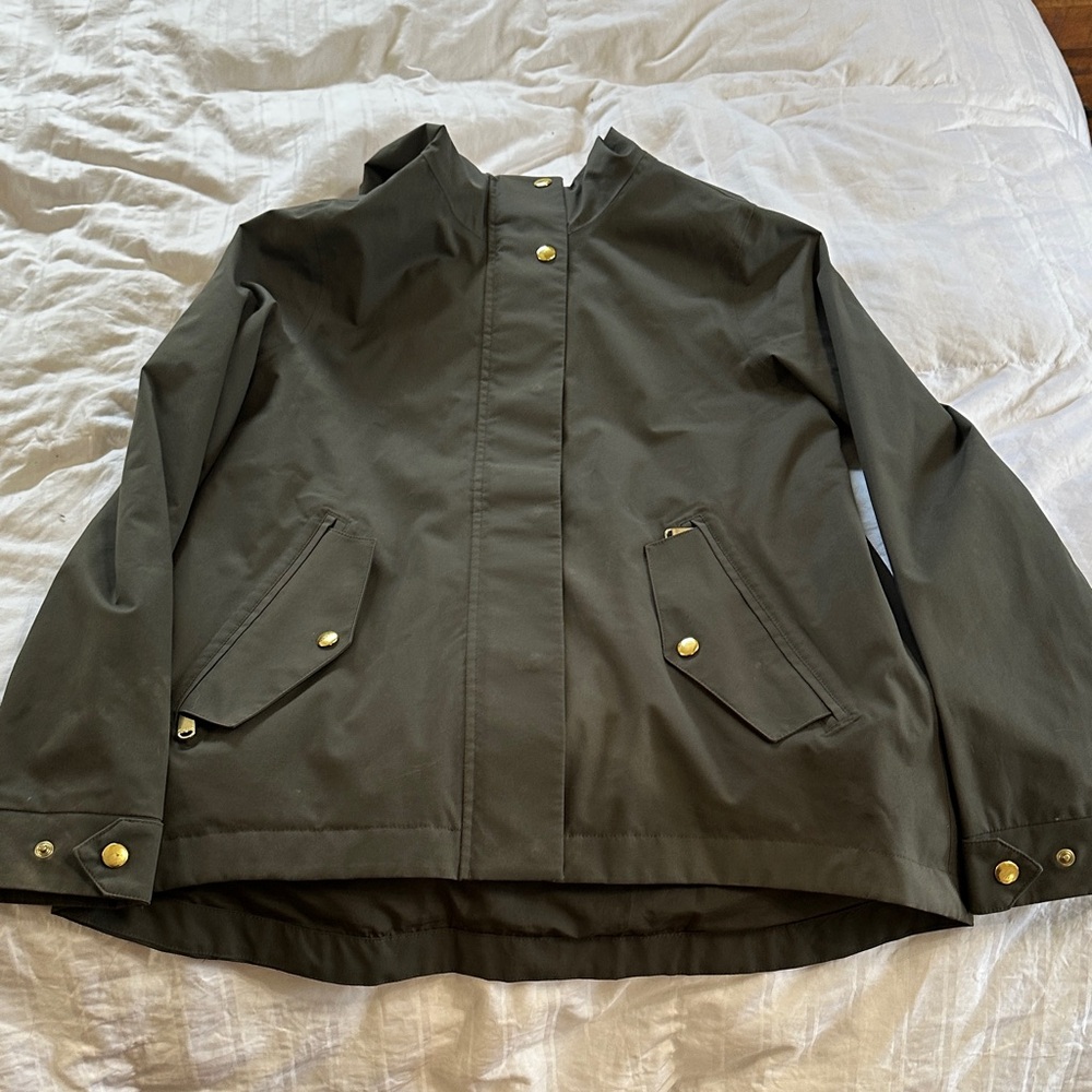 Athleta Utility Rain Jacket in Olive Green